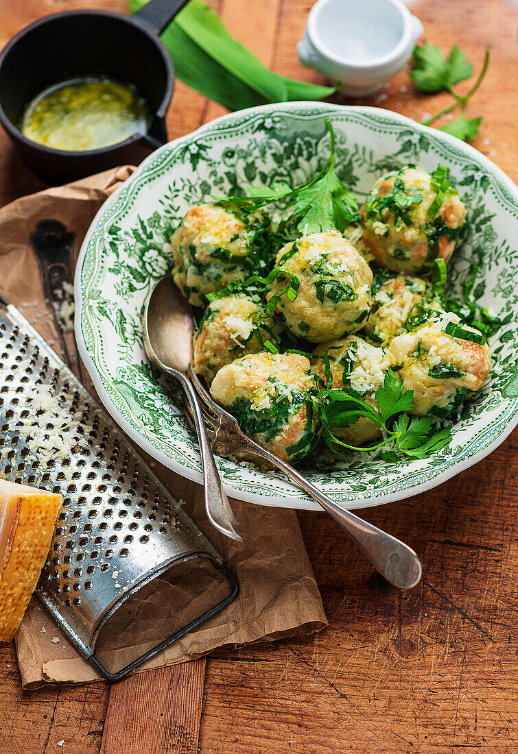 Wild garlic dumplings with herbs and melted butter