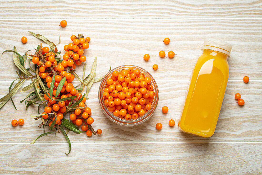 Sea buckthorn juice and sea buckthorn berries