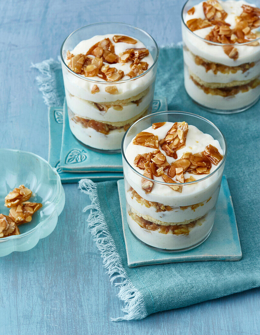 Bienenstich-Dessert im Glas