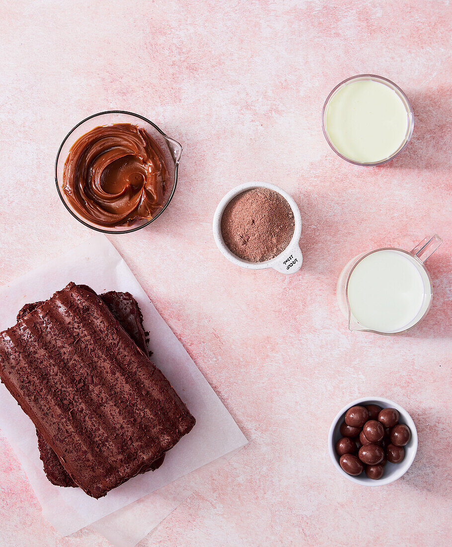 Ingredients for chocolate and caramel lasagne