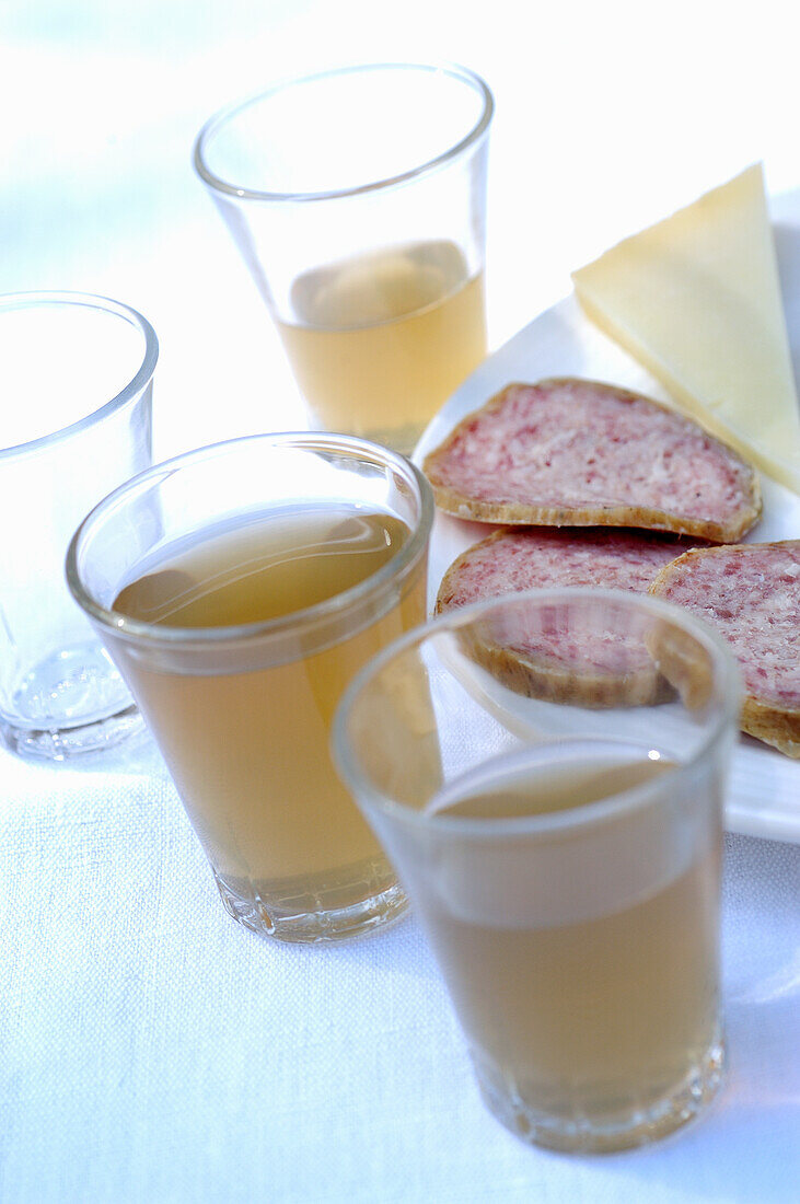 Vino cotto, Pecorino und Ciauscolo-Salami