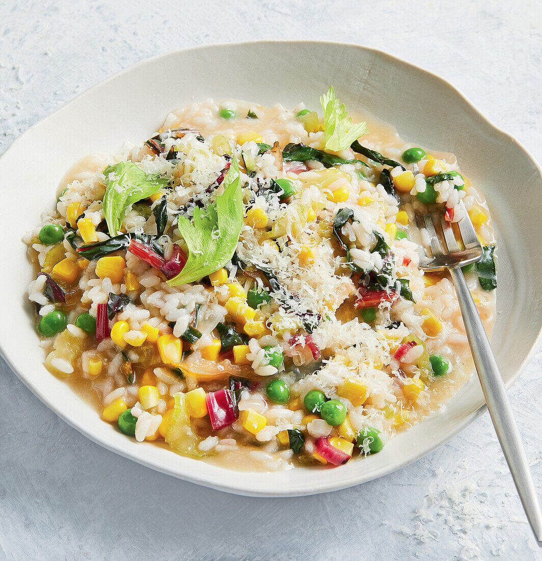 Vegetable risotto with peas and sweetcorn