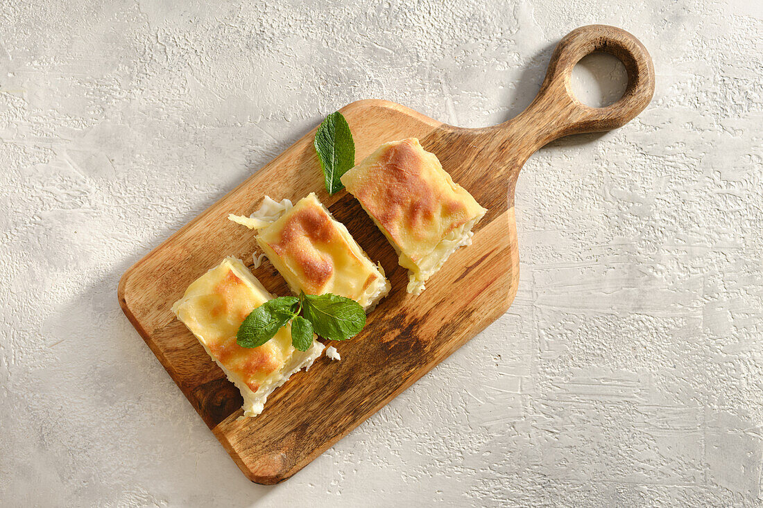 Achma - Georgian cheese strudel