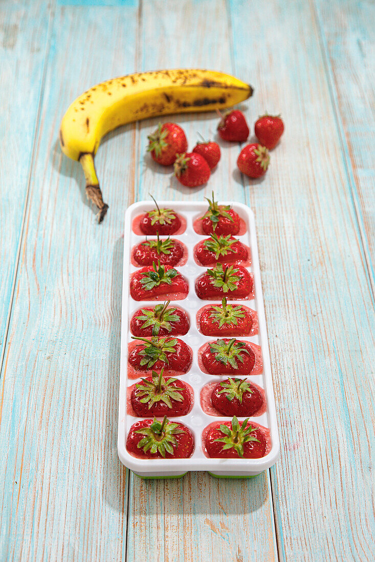 Strawberry ice cubes