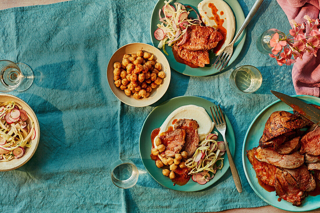 Barbecue Lammkeule mit Harissa-Butter