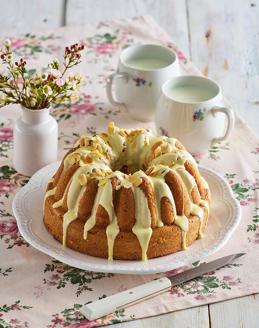 Bundt cake with strawberries and white chocolate