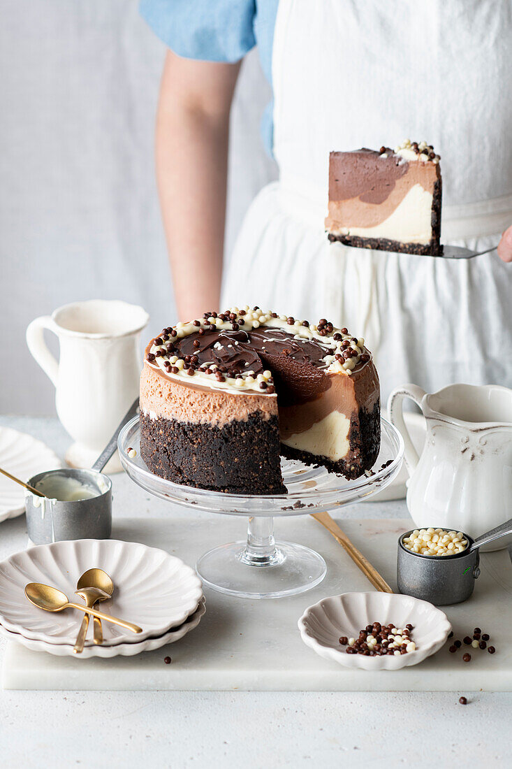 Three-colored chocolate cheesecake