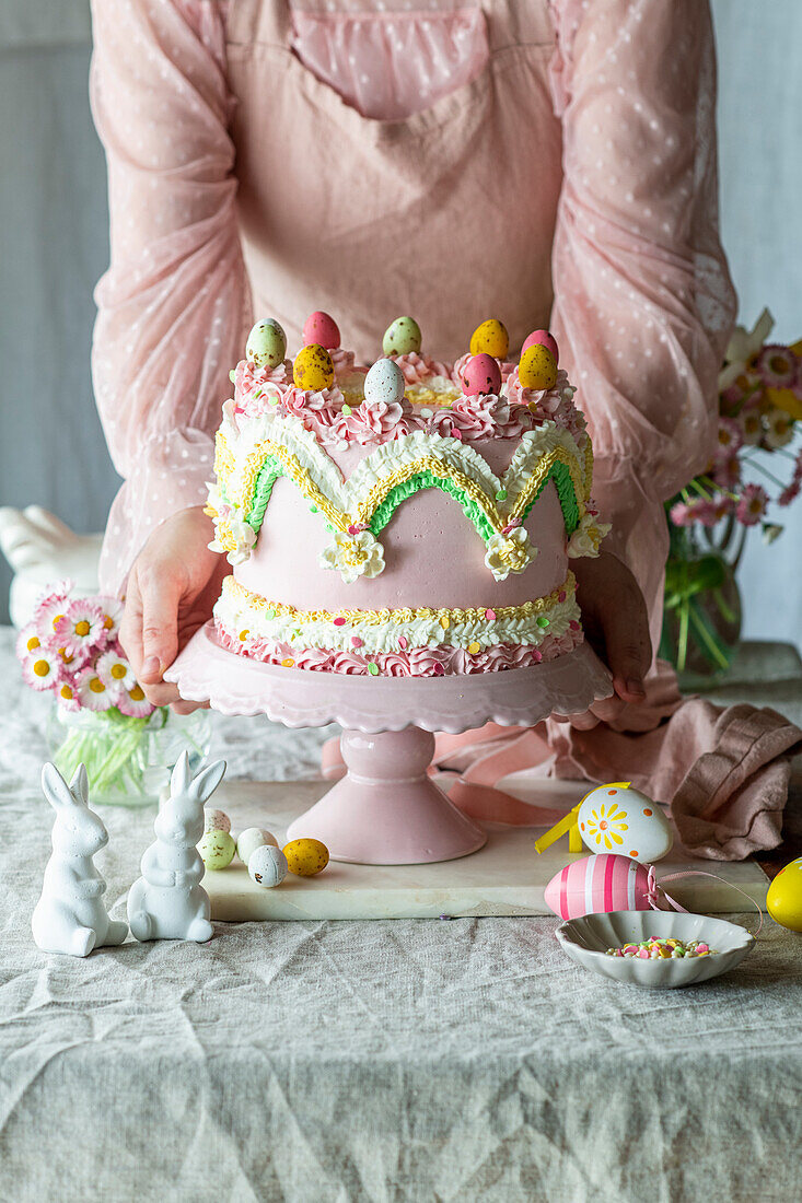 Easter buttercream Lambeth cake