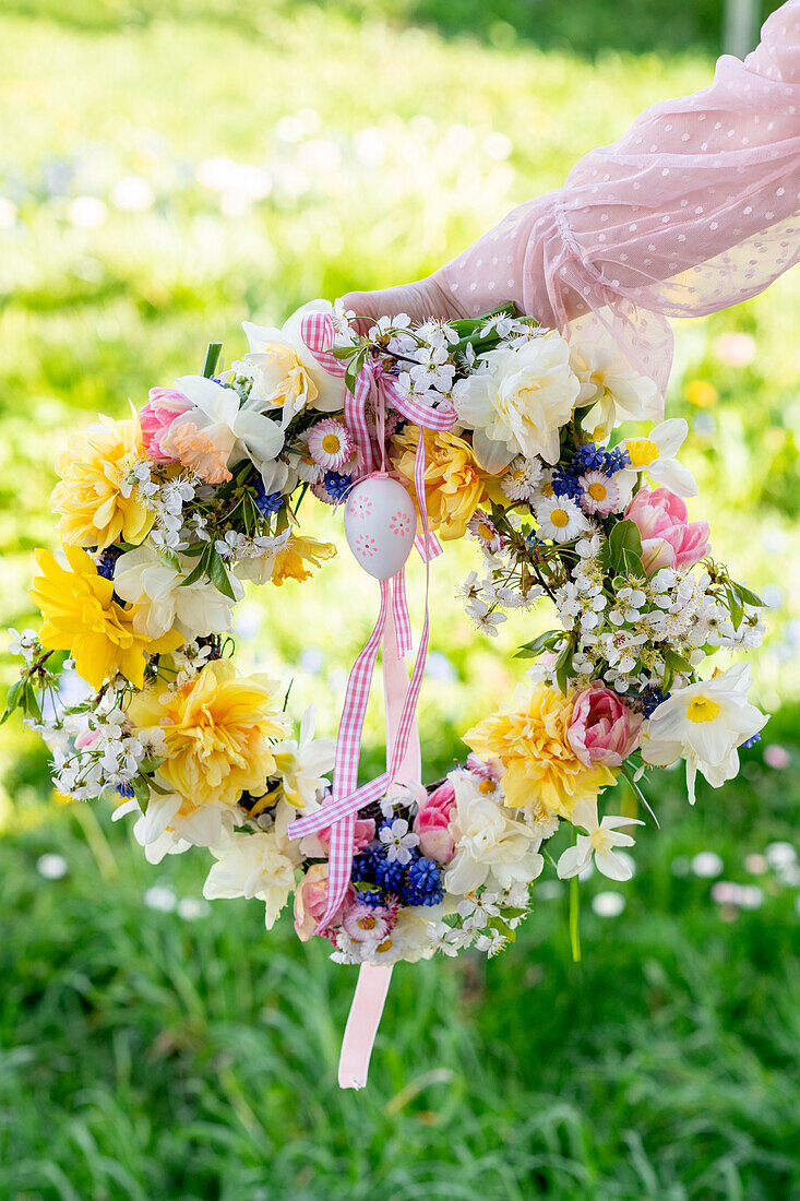 Easter flowers wreath