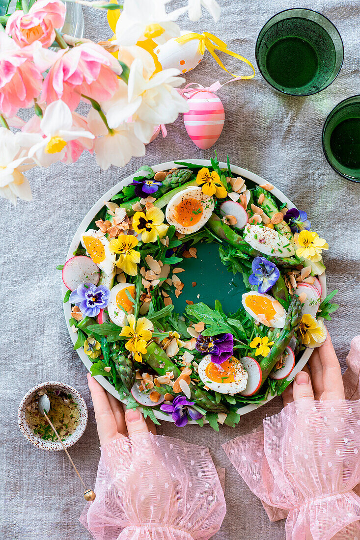 Easter wreath salad