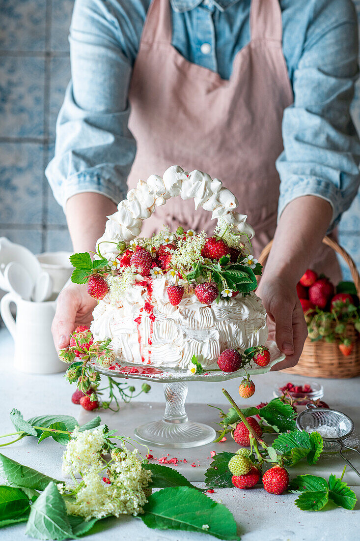 Strawberry elderflower Pavlova basket