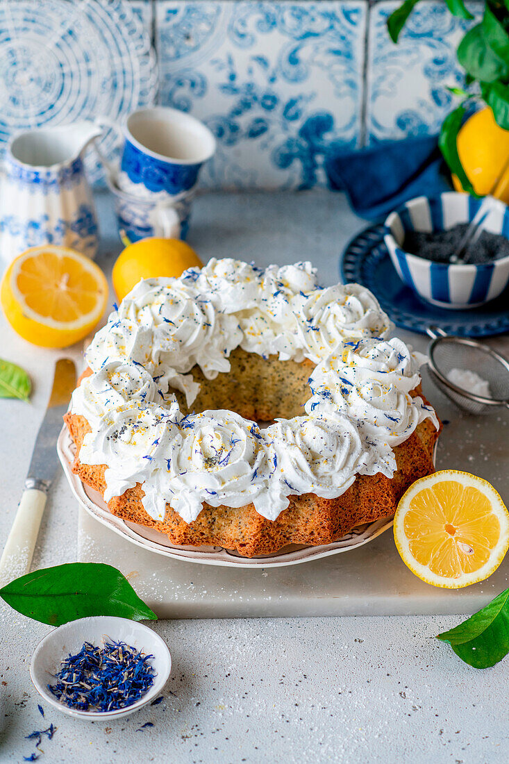 Lemon cake with meringue roses