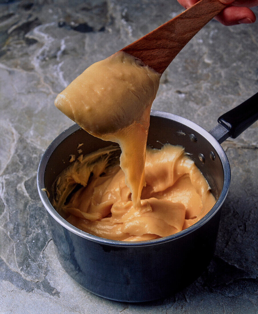 Choux pastry for profiteroles pot