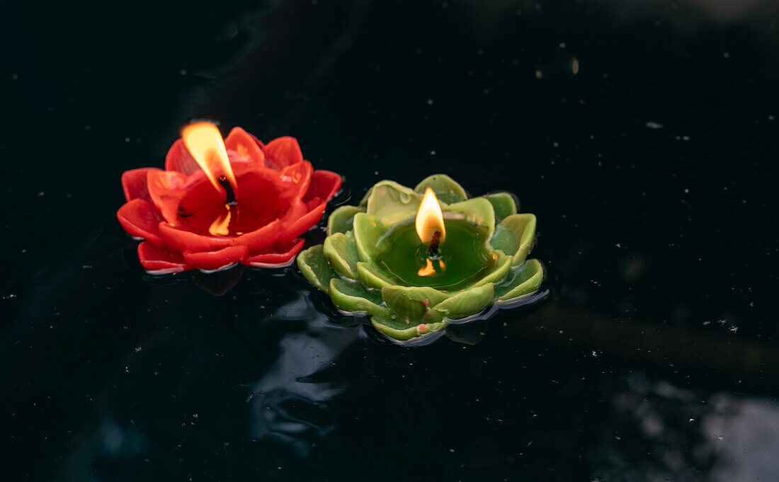 Floating candles, Chinese New Year celebrations in Chinatown, Chiang Mai, Thailand, Southeast Asia, Asia