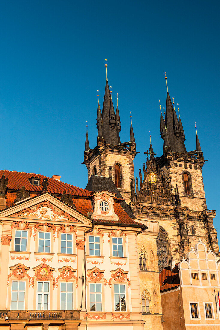 Rococo Kinsky Palace and Gothic Tyn Church, Old Town Square, Old Town (Stare Mesto), UNESCO World Heritage Site, Prague, Czechia, Europe