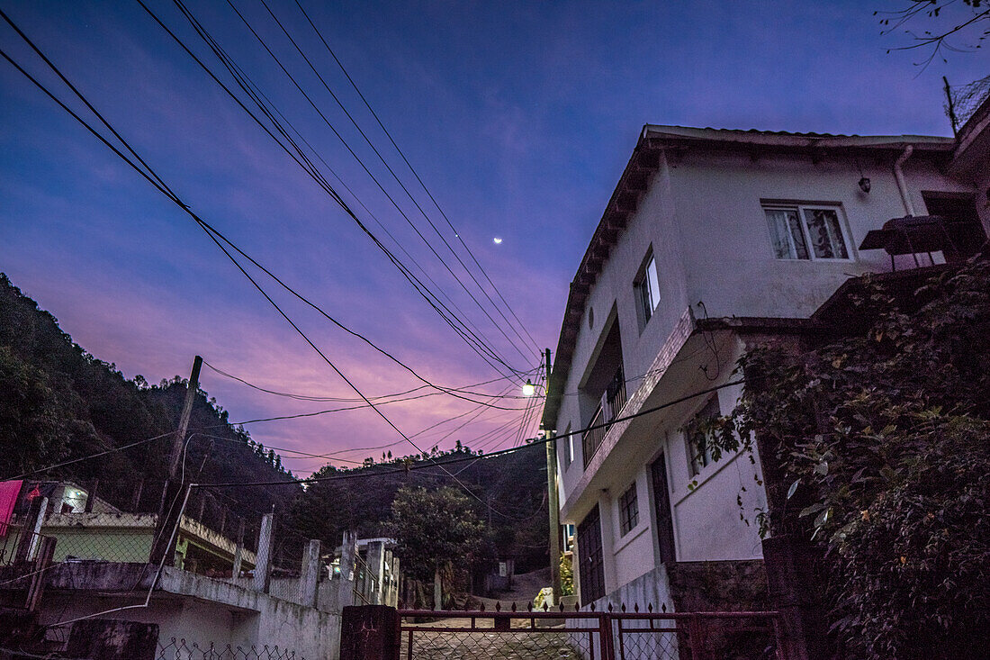 Kleine Stadt in Hoja Blanca, Departement Huehuetenango in Guatemala