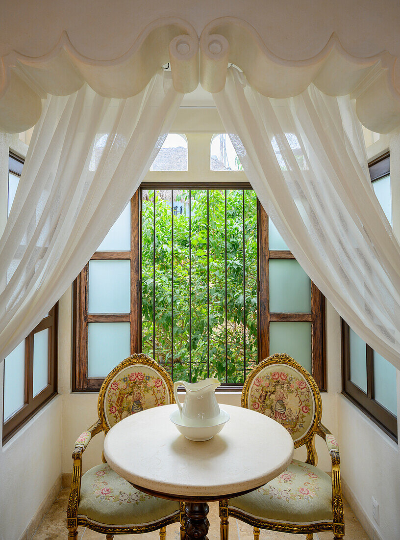 Flora Suite im Casa Kimberly, einem Luxus-Boutique-Hotel in Puerto Vallarta, Mexiko.