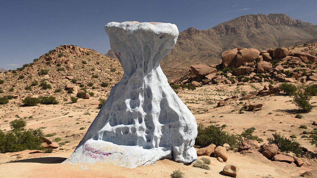 Bemalte Felsen in Tafraoute, Anti-Atlas, Marokko, Nordafrika, Afrika