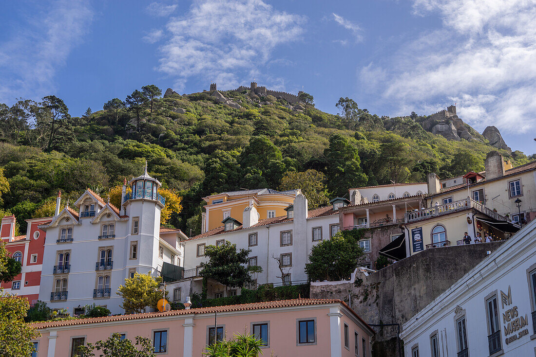 Blick auf die Altstadt von Sintra, ehemalige Sommerhauptstadt des Königreichs, Sintra, Portugal, Europa