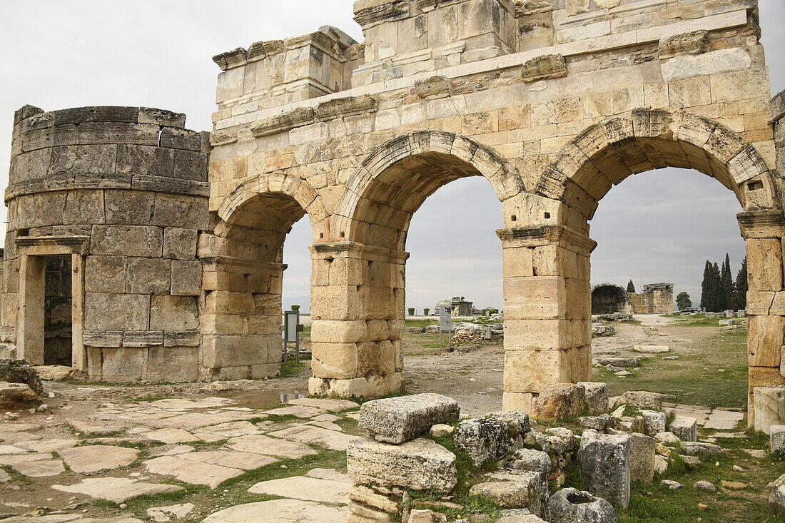 Antike Stadt Hierapolis, Pamukkale, UNESCO-Welterbestätte, Anatolien, Türkei, Kleinasien, Asien