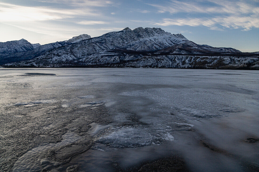 Frozen Athabasca River at Talbot Lake with mountains, Jasper National Park, UNESCO World Heritage Site, Alberta, Canadian Rockies, Canada, North America