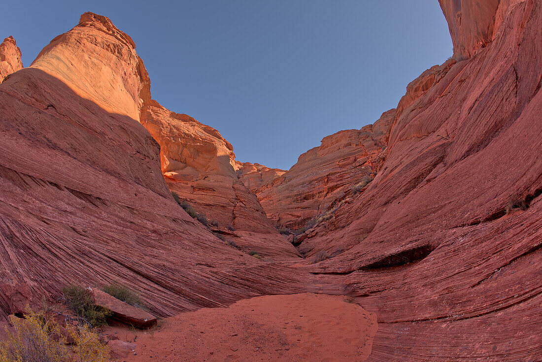 View from below the cliffs of the spur canyon just north of the main overlook of Horseshoe Bend, Arizona, United States of America, North America