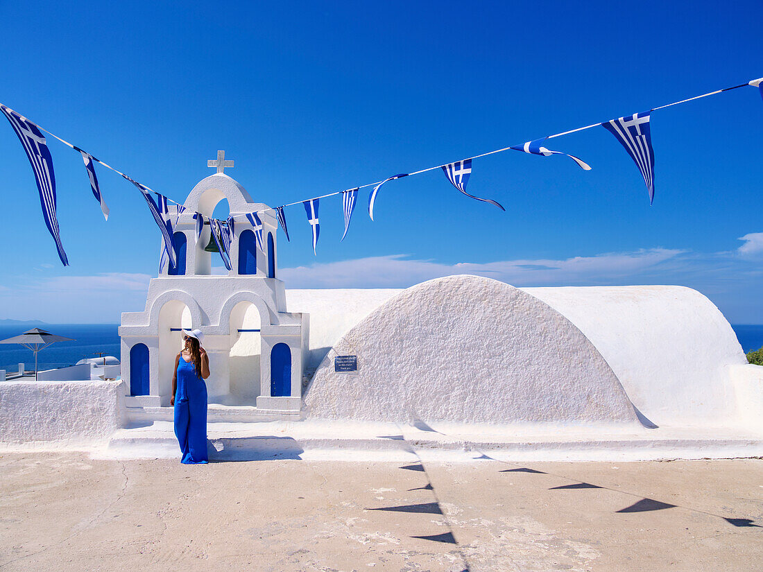 Kapelle der Verklärung des Sotiros Christos, Dorf Oia, Insel Santorin (Thira), Kykladen, Griechische Inseln, Griechenland, Europa