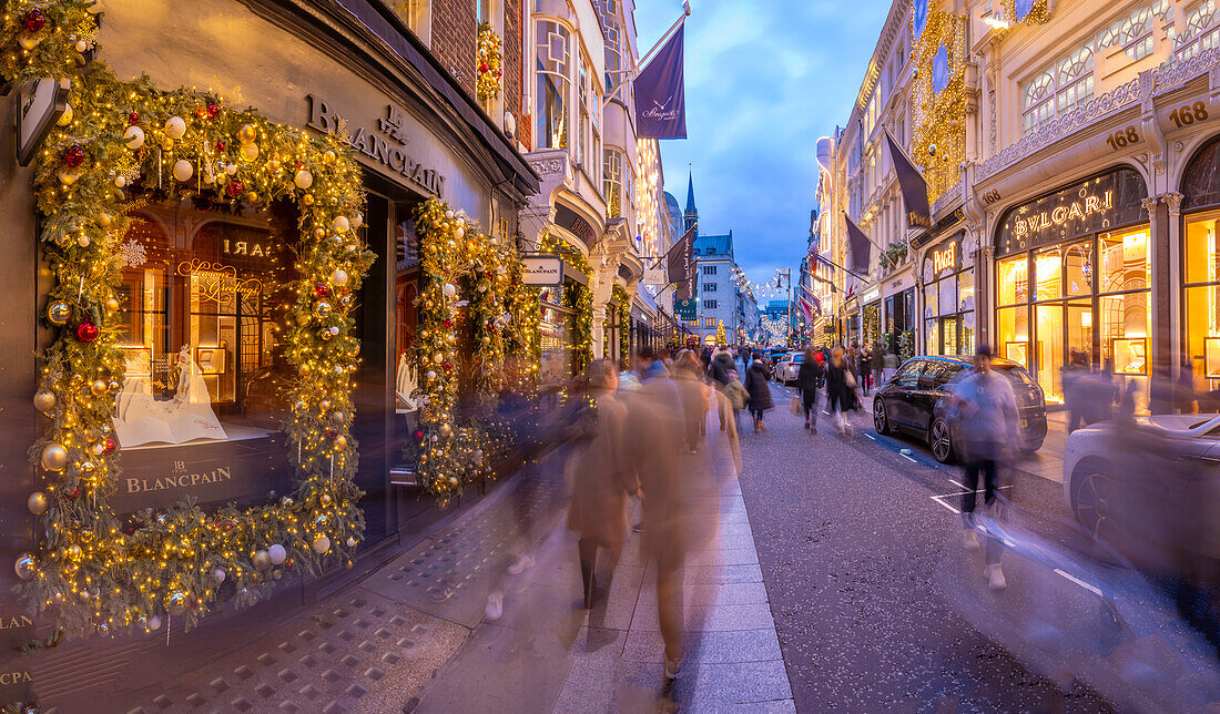 Blick auf die Geschäfte der New Bond Street zur Weihnachtszeit, Westminster, London, England, Vereinigtes Königreich, Europa