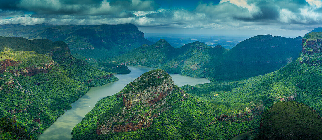 View of moody skies over the Blyde River Canyon, Province of Mpumalanga, South Africa, Africa