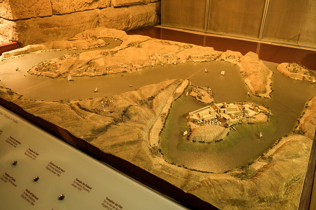 Innenraum des antiken nubischen Tempels von Debod, abgebaut im Rahmen der Internationalen Kampagne zur Rettung der Monumente Nubiens, wieder aufgebaut im Parque de la Montana, Madrid, Spanien, Europa