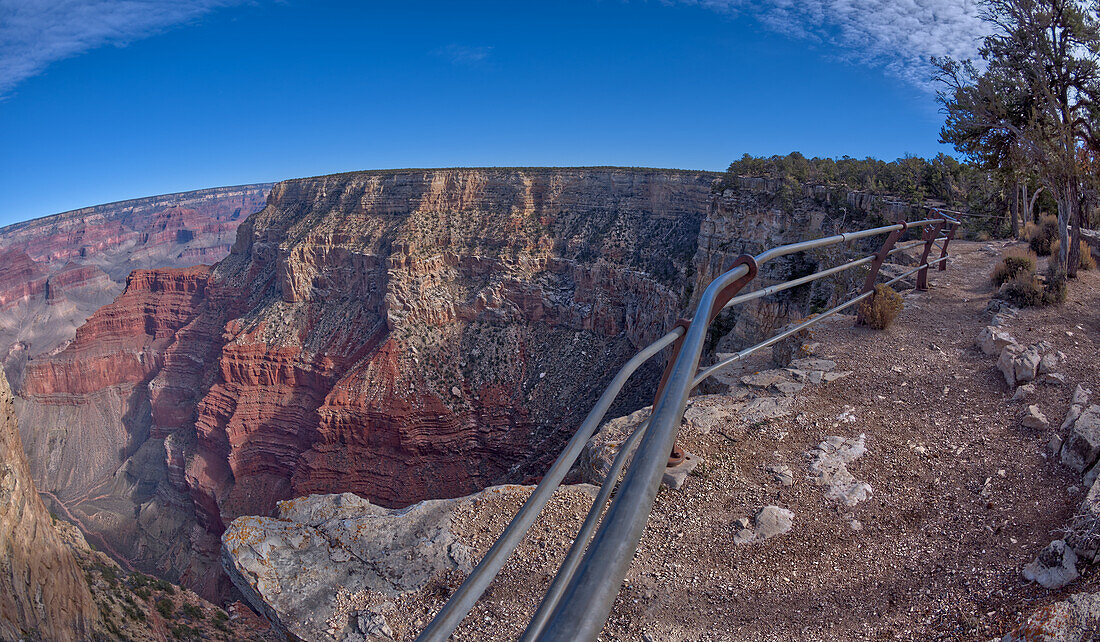 An overlook halfway between the Abyss and Monument Creek Vista, Grand Canyon, Arizona, United States of America, North America