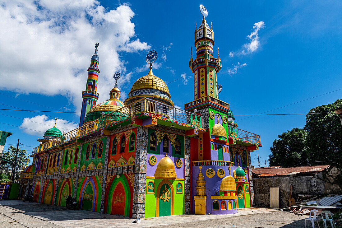 Rainbow Mosque (Masjid Al-Islamia), Zamboanga, Mindanao, Philippines, Southeast Asia, Asia