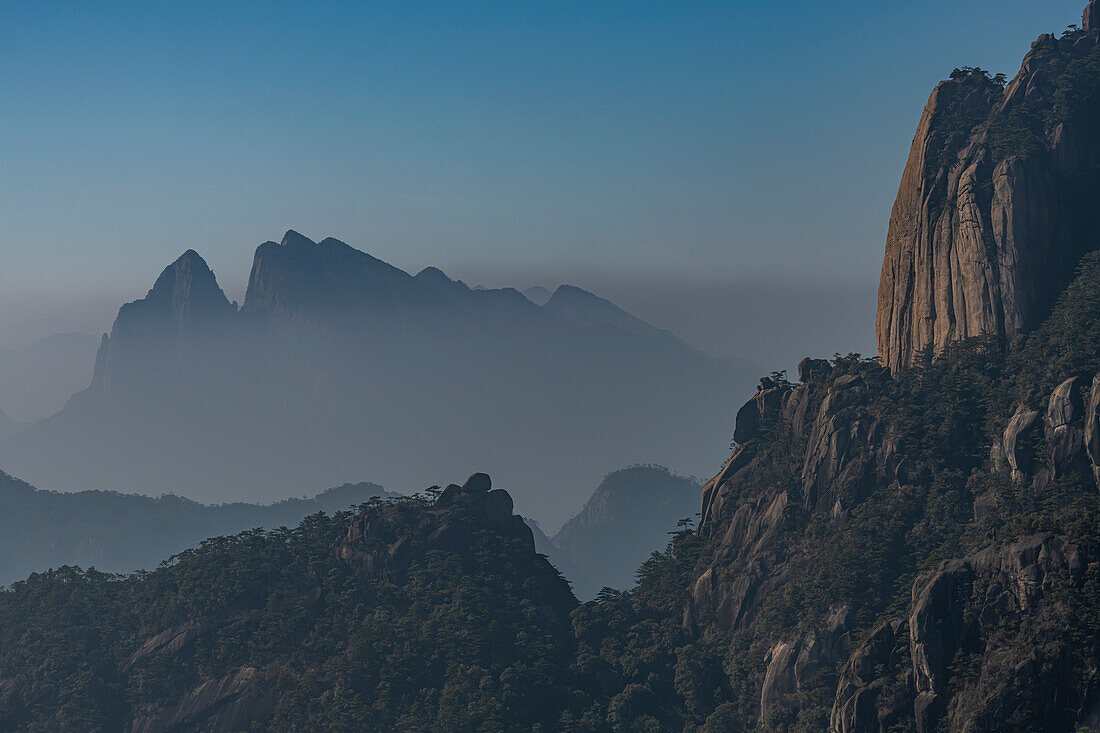 Der taoistische Sanqing-Berg, UNESCO-Weltkulturerbe, Jiangxi, China, Asien