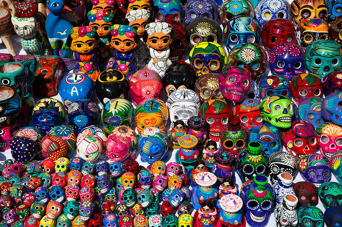 Souvenirs for Sale, Frog Alley, Historic Center, UNESCO World Heritage Site, Puebla, Puebla State, Mexico, North America