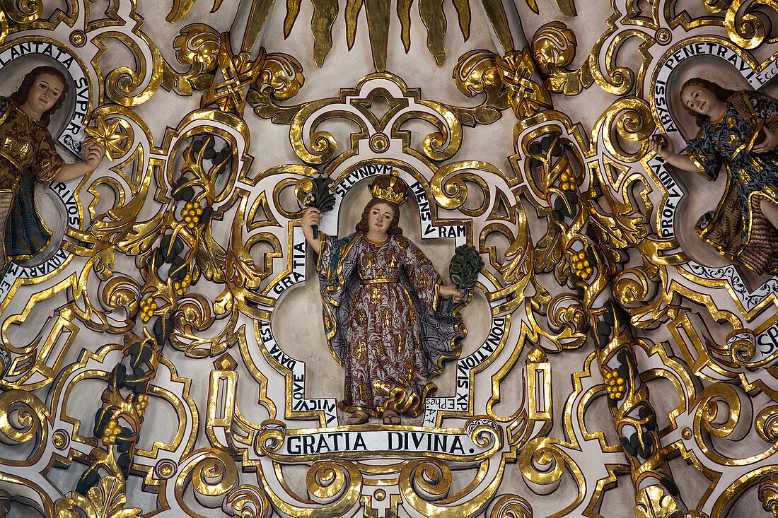 Deckenfiguren, Kapelle des Rosario, 1690, Kirche Santo Domingo, Historisches Zentrum, UNESCO-Weltkulturerbe, Puebla, Bundesstaat Puebla, Mexiko, Nordamerika