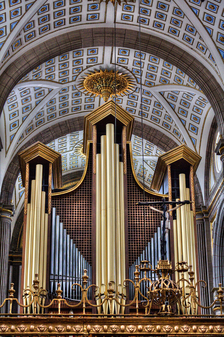 Pfeifenorgel mit Decke, Kathedrale Unserer Lieben Frau von der Unbefleckten Empfängnis, 1649, Historisches Zentrum, UNESCO-Weltkulturerbe, Puebla, Bundesstaat Puebla, Mexiko, Nordamerika