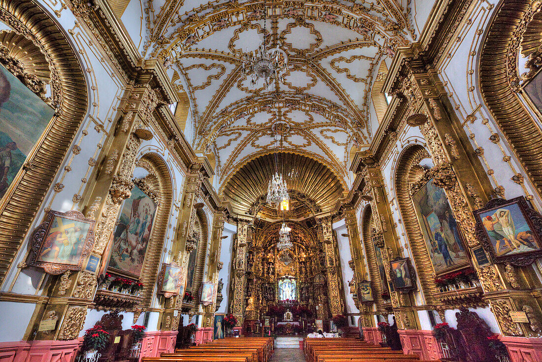 Interior, Basilica of Our Lady of Ocotlan, Tlaxcala City, Tlaxcal State, Mexico, North America