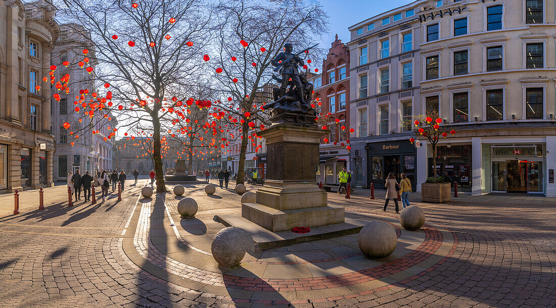 Blick auf das Soldatendenkmal Sud Afrika 1899-1902 am Ann's Square, Manchester, Lancashire, England, Vereinigtes Königreich, Europa