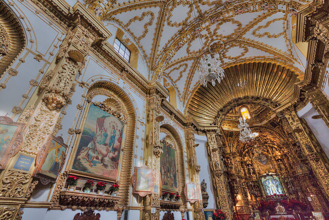 Innenraum, Basilika Unserer Lieben Frau von Ocotlan, Stadt Tlaxcala, Bundesstaat Tlaxcal, Mexiko, Nordamerika