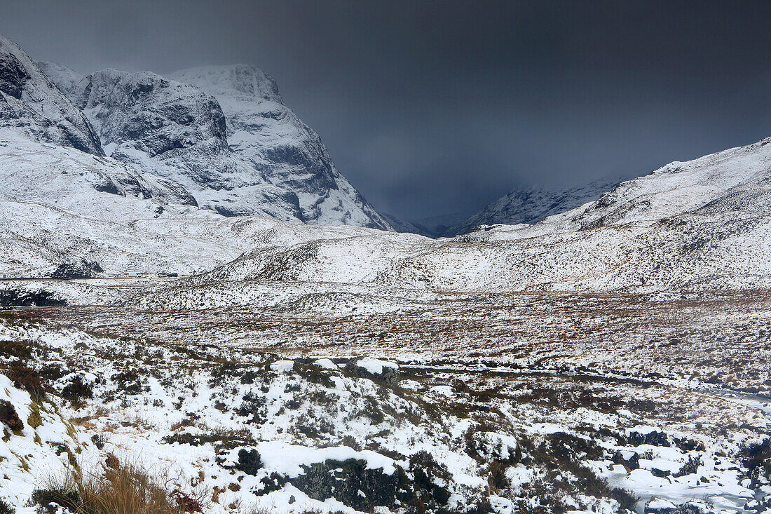 Glencoe im Winter, Highland, Schottland, Vereinigtes Königreich, Europa