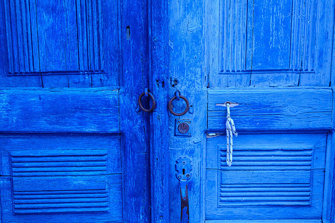 Detail einer blauen Tür, Santorin, Kykladen, Griechische Inseln, Griechenland, Europa