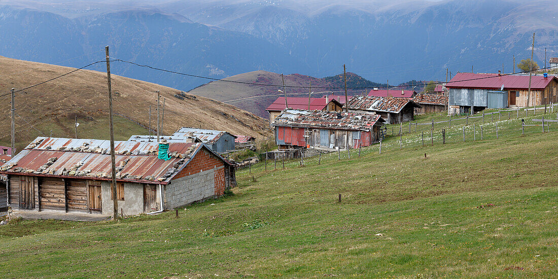 Bergdorf auf der Karester Yalas-Hochebene, Trabzon, Türkei, Kleinasien, Asien