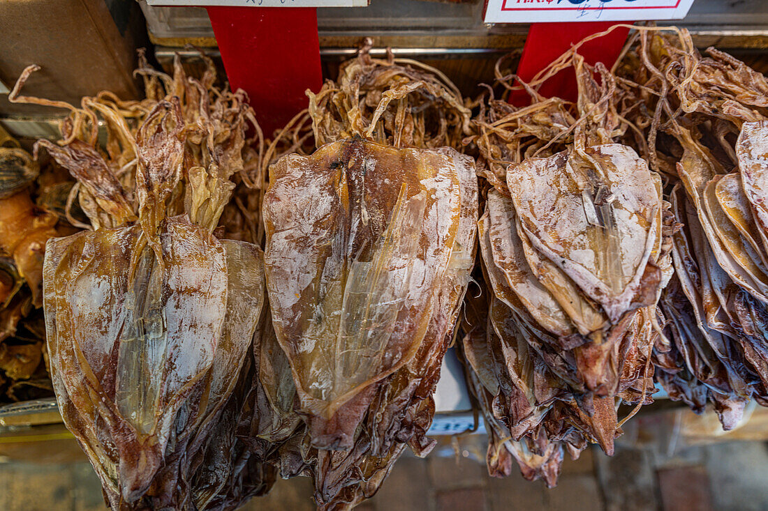 Ungewöhnliche Meeresfrüchte zum Verkauf, Hongkong, China, Asien