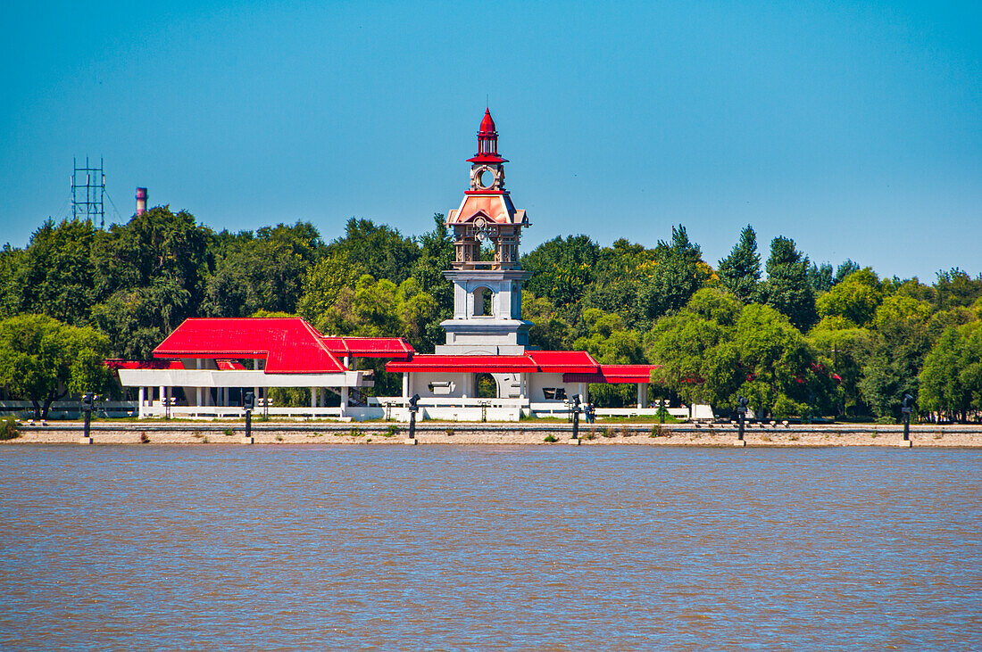 Pier am Songhua-Fluss, Harbin, Heilongjiang, China, Asien