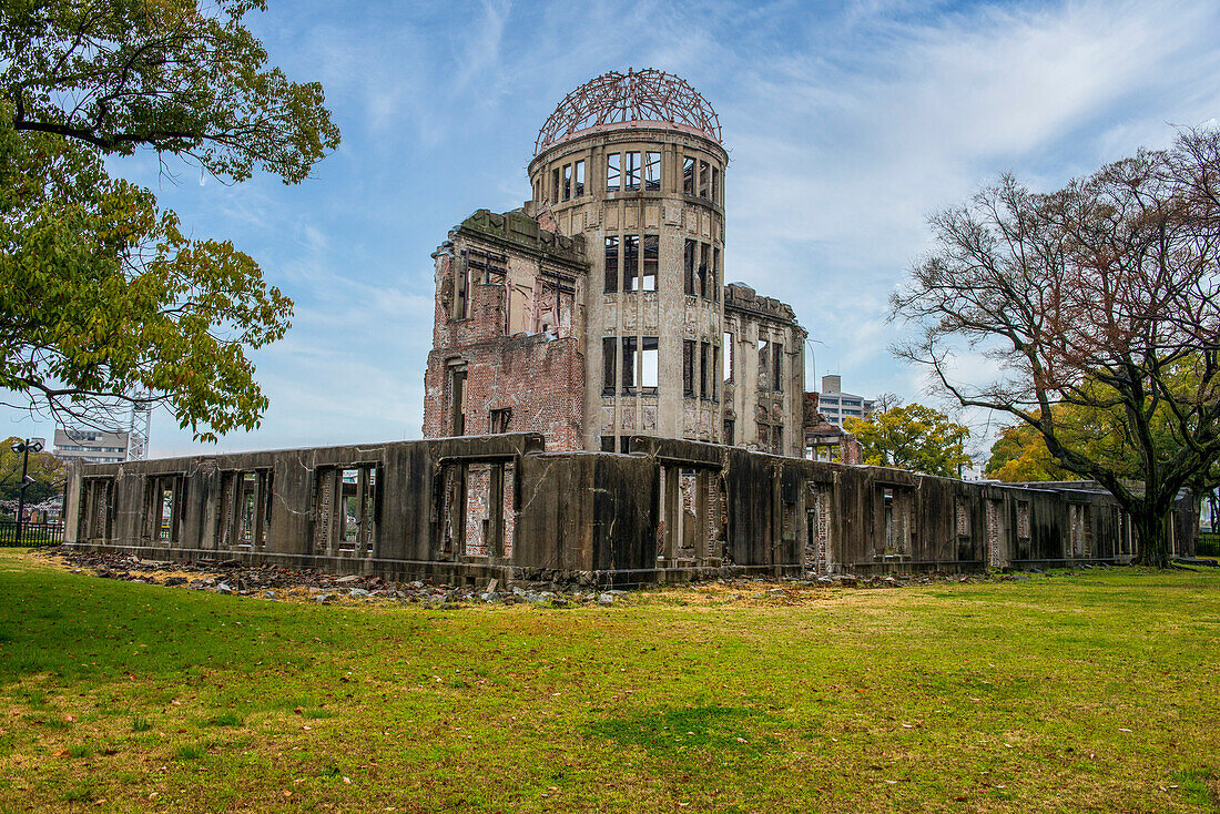 Atombombenkuppel (Genbaku Dome), Hiroshima Friedensdenkmal, UNESCO Weltkulturerbe, Hiroshima, Honshu, Japan, Asien