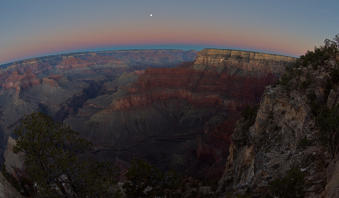 Grand Canyon viewed from Pima Point at sundown, Grand Canyon National Park, UNESCO World Heritage Site, Arizona, United States of America, North America