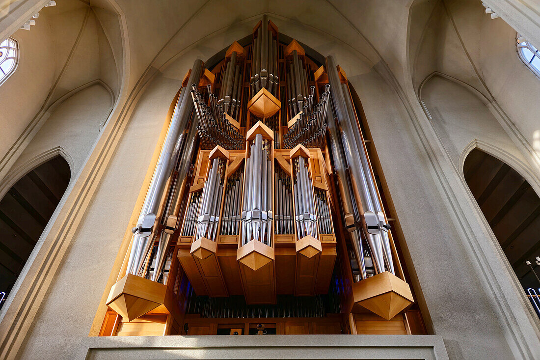 Organ, Hallgrimskirkja Lutheran Church, Reykjavik, Iceland, Polar Regions