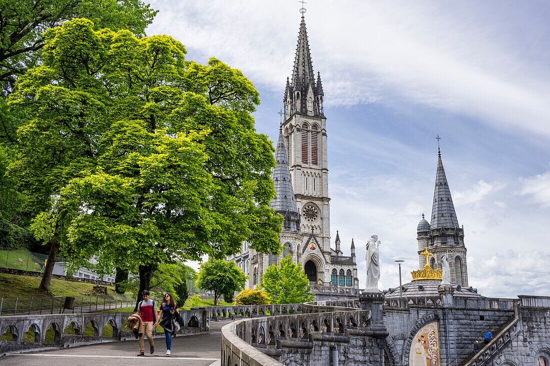 Frankreich, Hochpyrenäen, Lourdes, Wallfahrtskirche Unserer Lieben Frau von Lourdes, Basilika der Unbefleckten Empfängnis