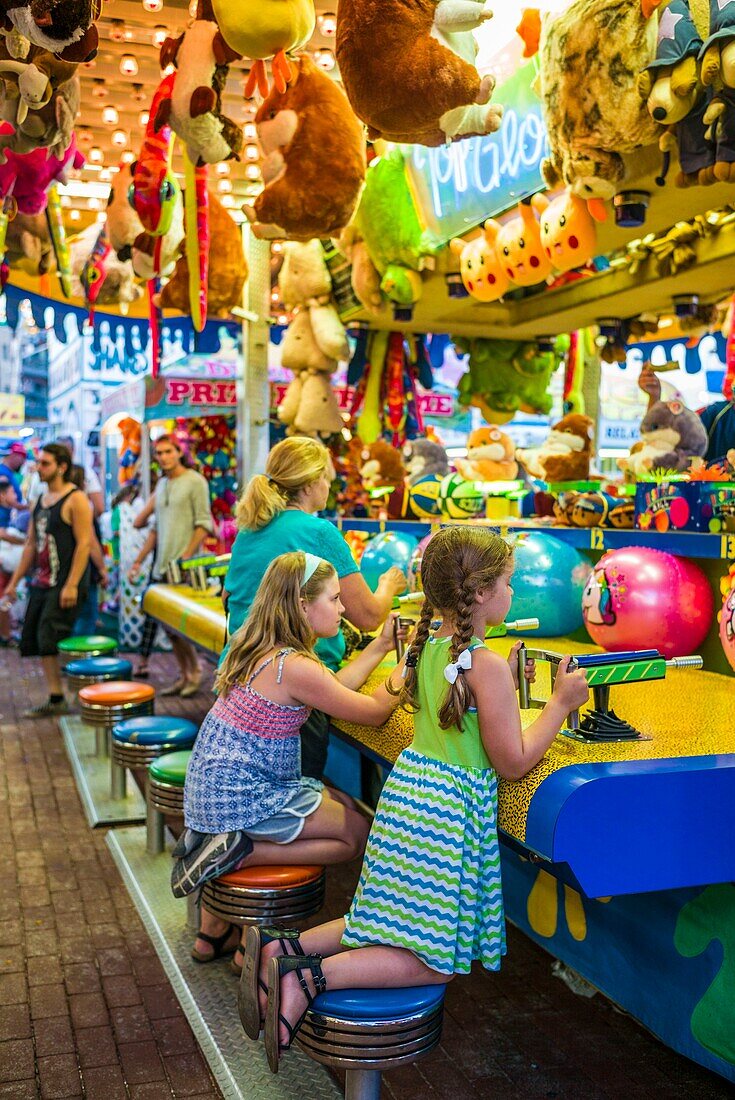 Vereinigte Staaten, Neuengland, Massachusetts, Cape Ann, Gloucester, Saint Peters Fiesta, Traditionelles Italienisches Fischereifest, Jahrmarkt, Wasserpistolen-Spiel