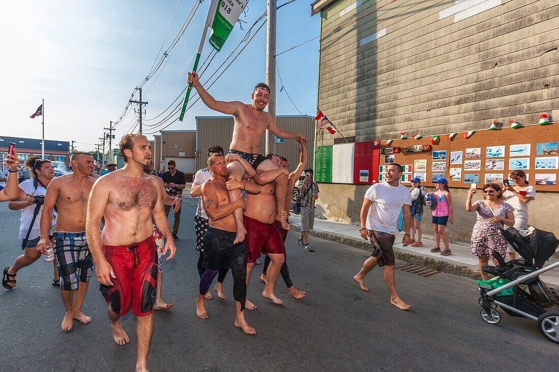 Vereinigte Staaten, Neuengland, Massachusetts, Cape Ann, Gloucester, Saint Peters Fiesta, traditionelles italienisches Fischereifest, Fettstangenwettbewerb